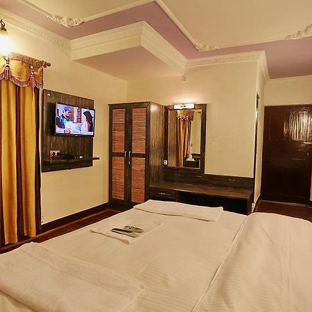 Hotel Ibni Kabeer Σριναγκάρ Εξωτερικό φωτογραφία